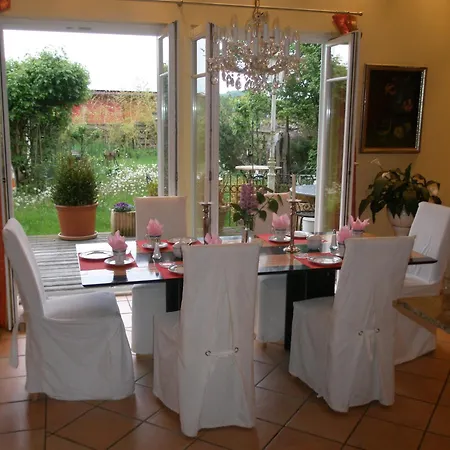 Elfenhof فندق Kippenhausen