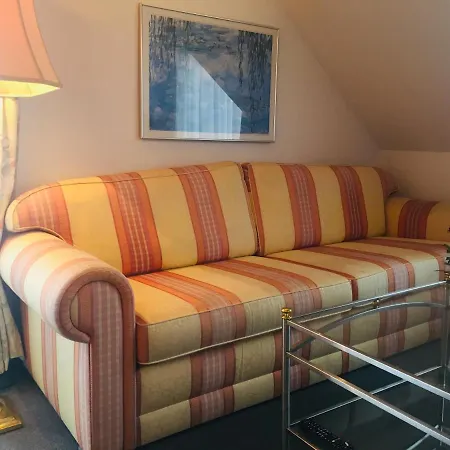 Elfenhof فندق Kippenhausen